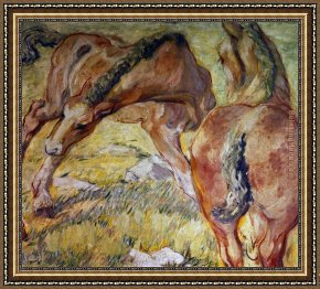 Hund Fuchs Und Katze Framed Paintings - Mutterpferd und Fohlen by Franz Marc