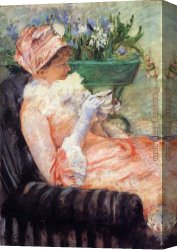 The Stirrup Cup Canvas Paintings - The Cup Of Tea 2 by Mary Cassatt